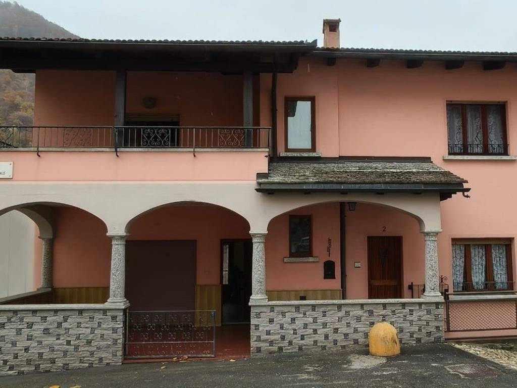 Casa indipendente a Gurro in Via Provinciale, 2 - Foto 2