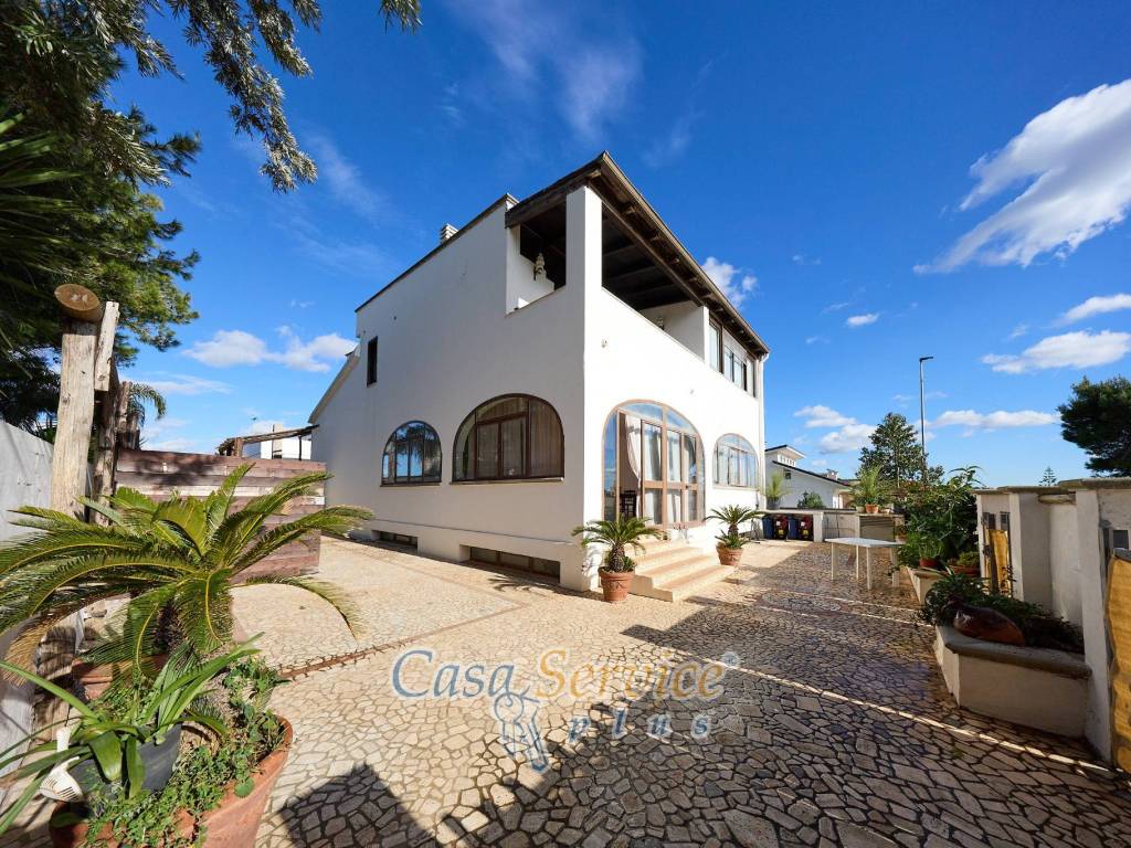 Casa indipendente a Matino in Viale della Satureggia - Foto 2