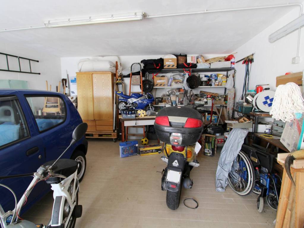 Box / garage a Recco - Foto 3