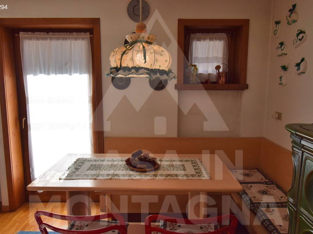 Appartamento a San giovanni di fassa in Via Meida - Foto 5