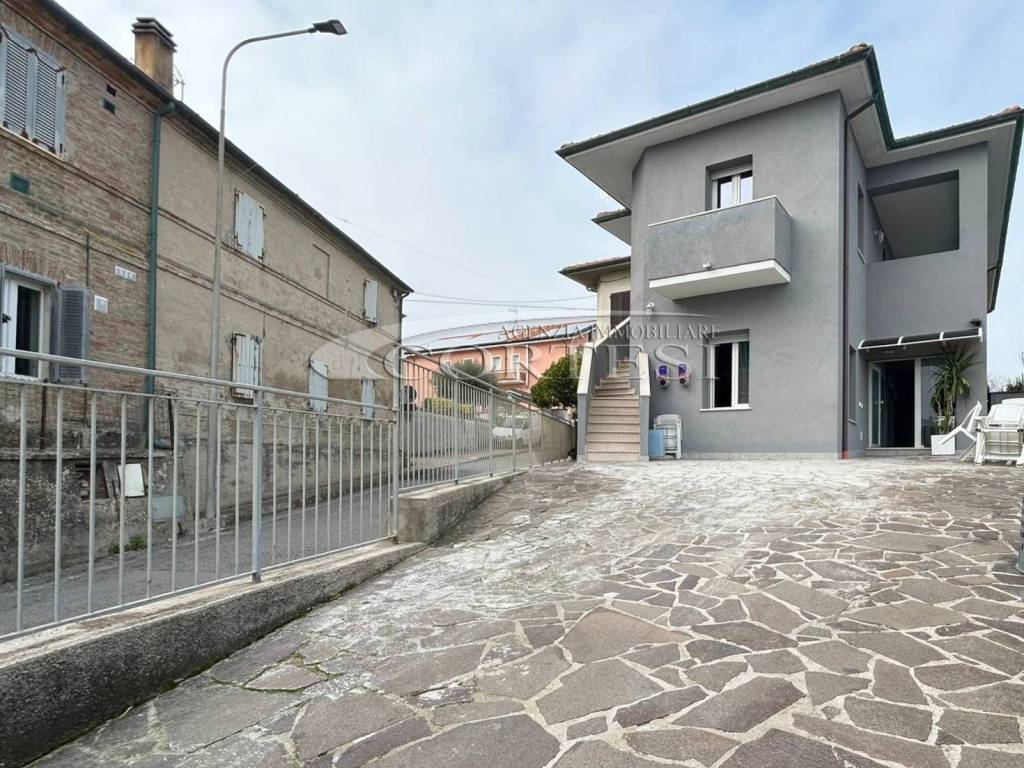 Appartamento a Fano in Via di Villa Giulia - Foto 2