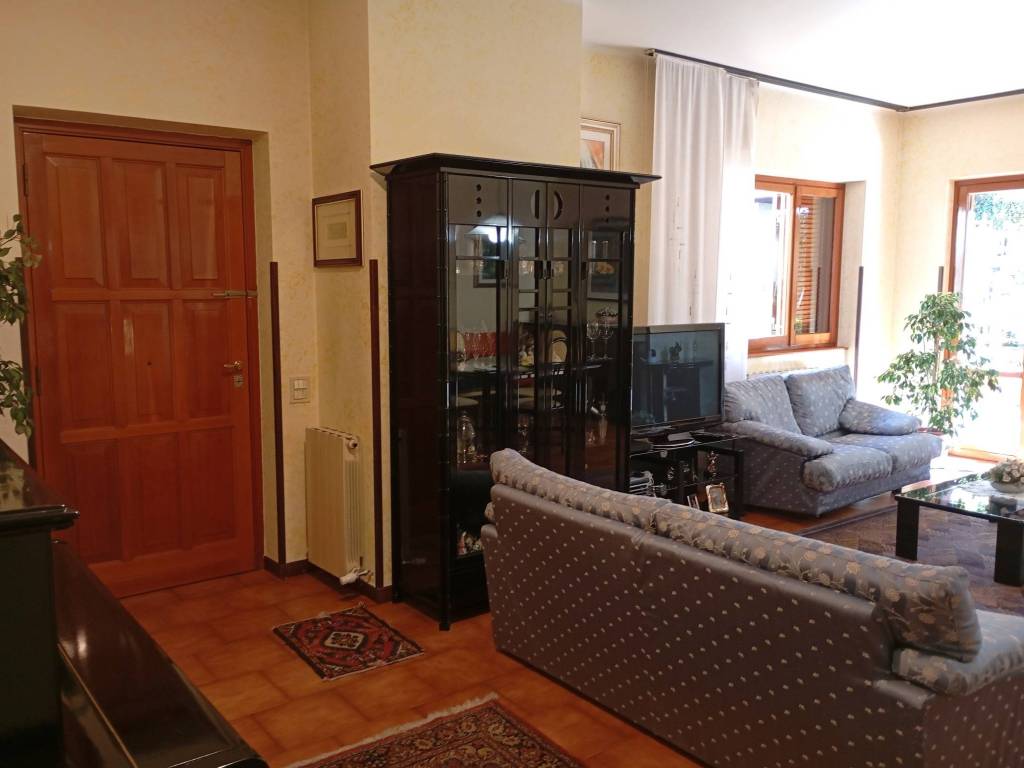 Villa a Frosinone in Via delle Fosse Ardeatine, 4 - Foto 2