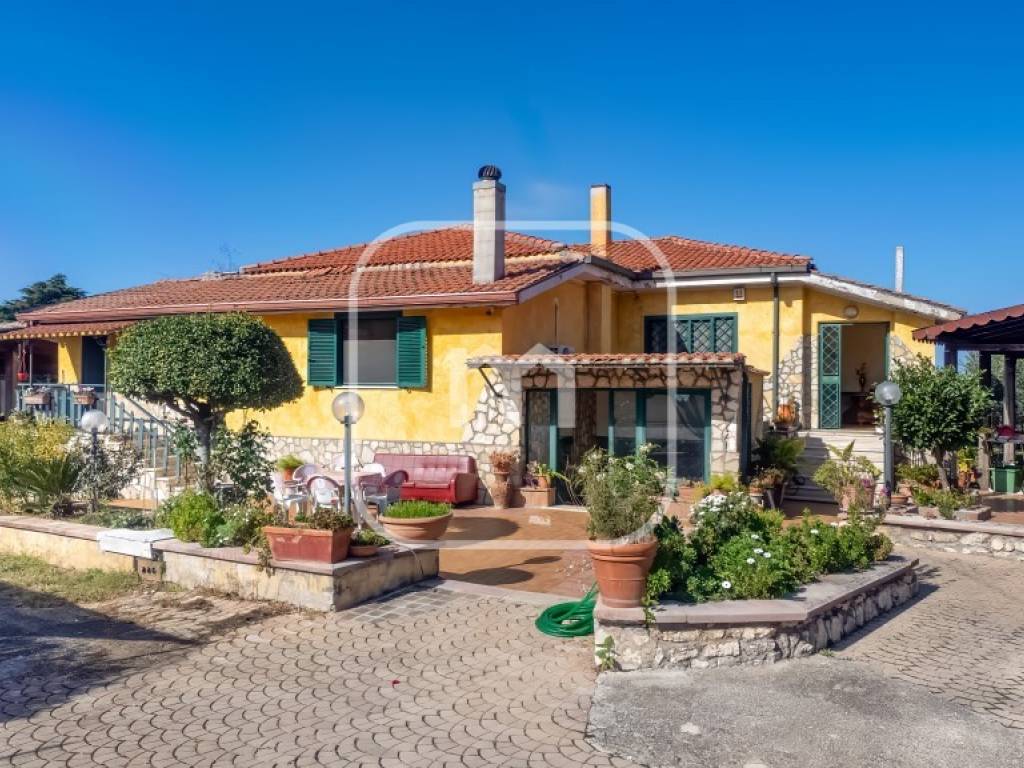 Villa a Palestrina in Via Tende - Foto 2