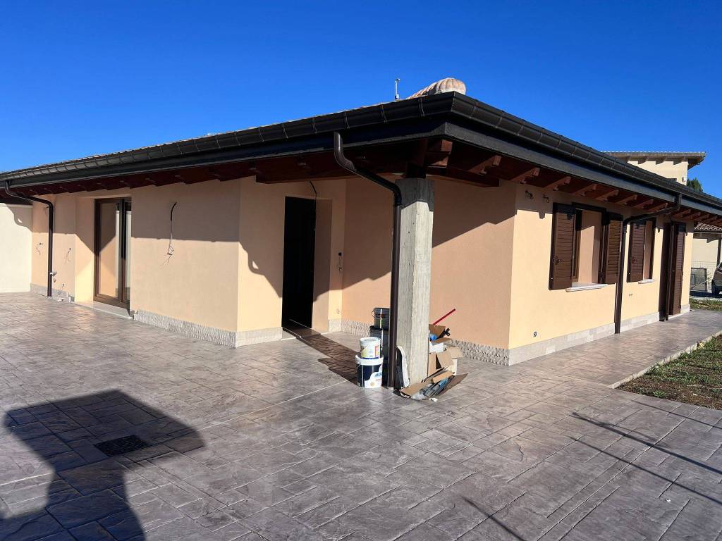 Villa a Rosciano in Via Gran Sasso - Foto 2