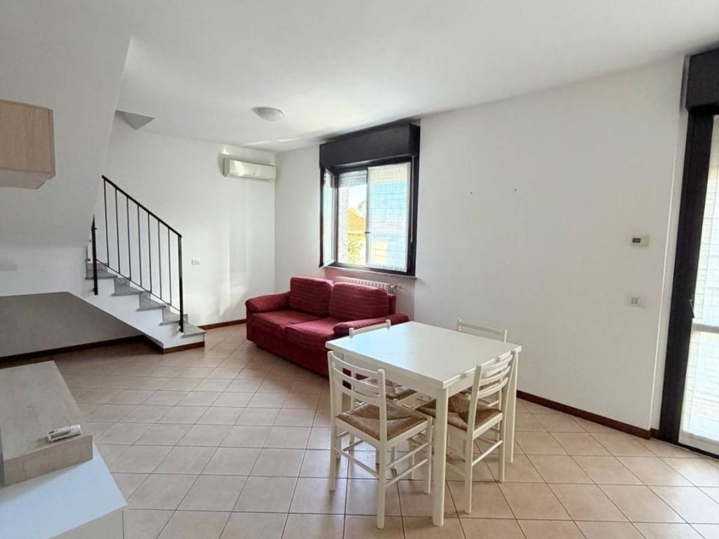 Appartamento a Lonate pozzolo in Via Antonio da Lonate - Foto 5