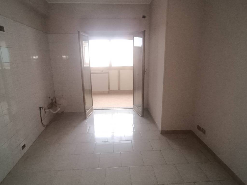 Appartamento a Giarre in Viale delle Provincie - Foto 4
