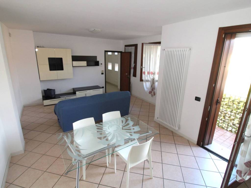 Appartamento a Gambellara in Via Camillo Benso di Cavour, 38 - Foto 2