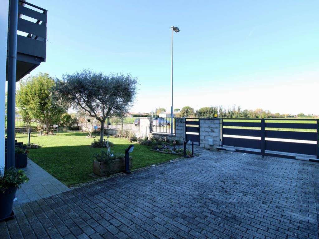 Casa indipendente a Palmanova in Via bassa di mereto, 101 - Foto 3