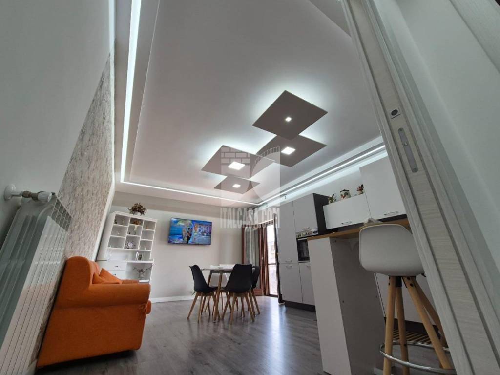 Appartamento a Crotone in via gioacchino da fiore - Foto 2