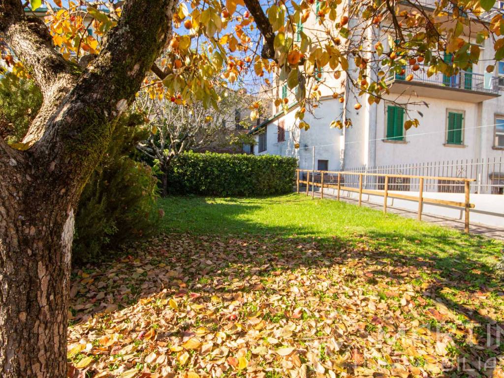 Appartamento a Montieri in Piazza Generale Armando Diaz, 5 - Foto 2