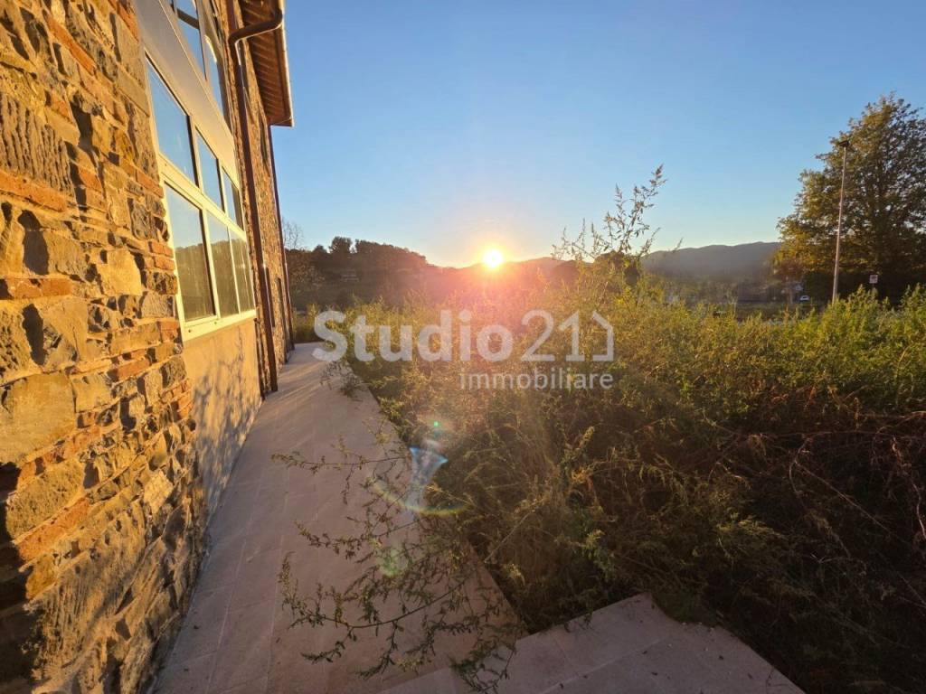Appartamento a Reggello in via ciro menotti - Foto 4