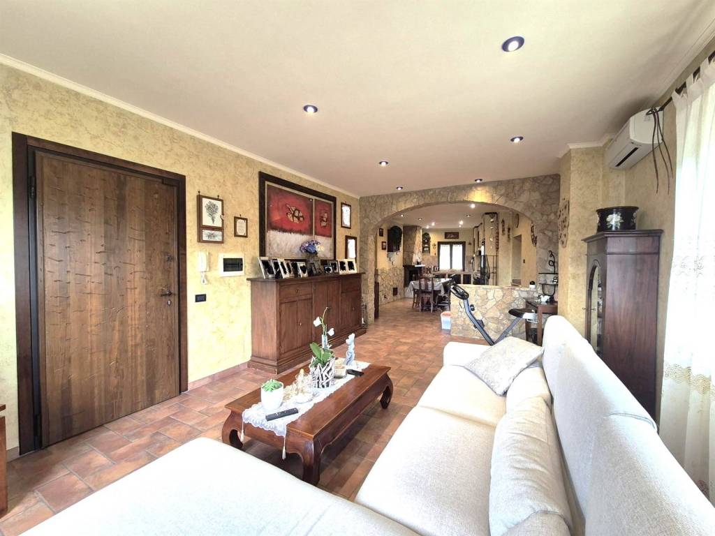 Appartamento a Faleria in Via Dante Alighieri , 9 - Foto 2