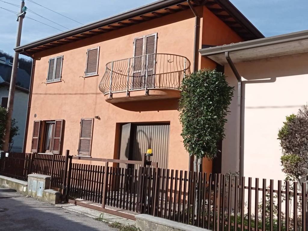 Casa indipendente a Nocera umbra - Foto 3
