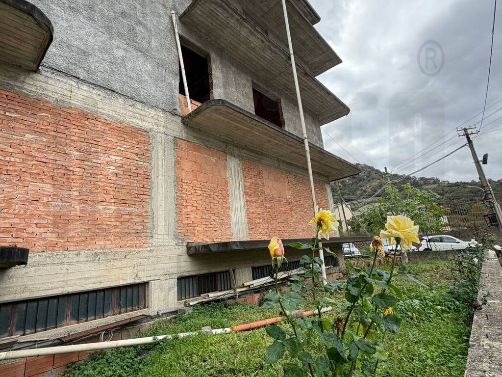 Appartamento a Francavilla di sicilia in Via Roma , - Foto 2