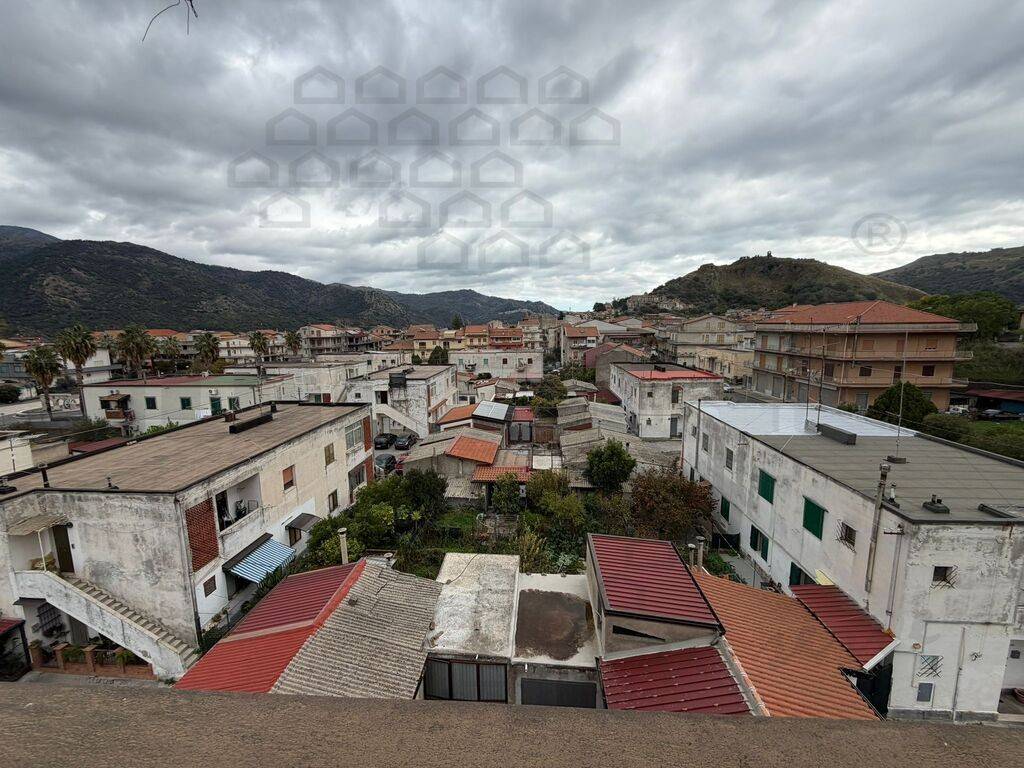 Appartamento a Francavilla di sicilia in Via Roma , - Foto 4