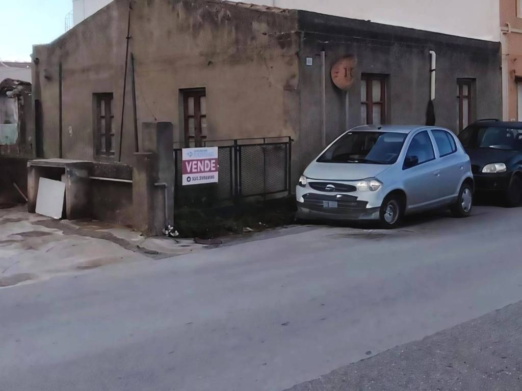 Terreno a Milazzo in Via della Concordia, 16 - Foto 2