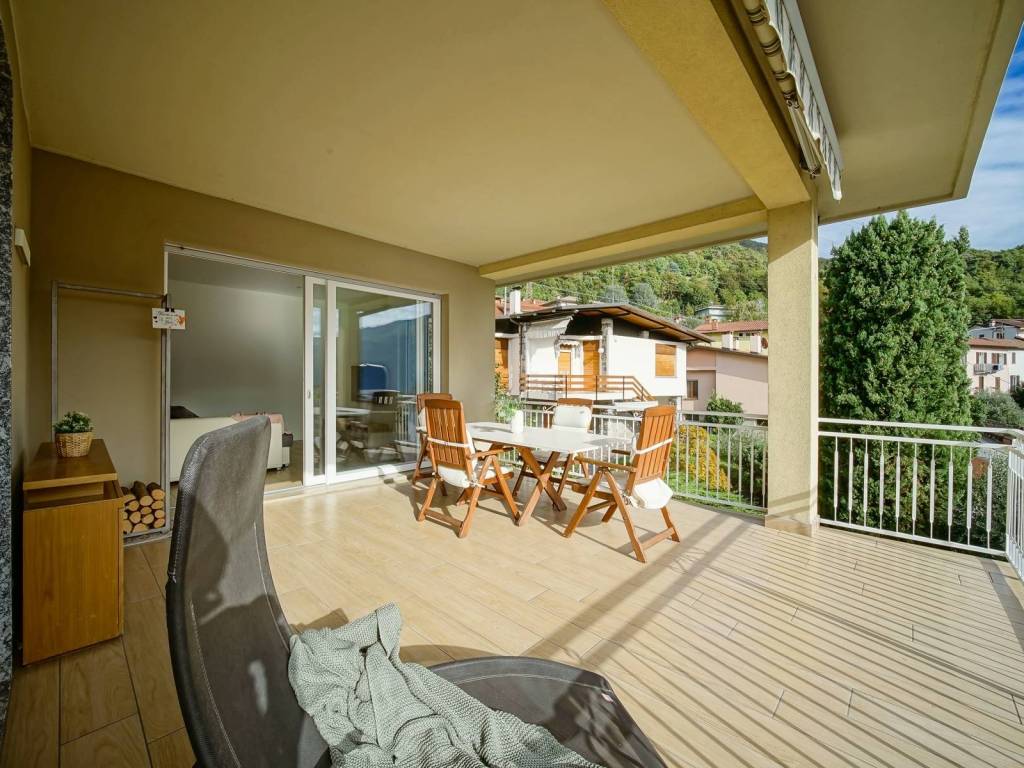 Casa indipendente a Mandello del lario in via per maggiana 11/A - Foto 2