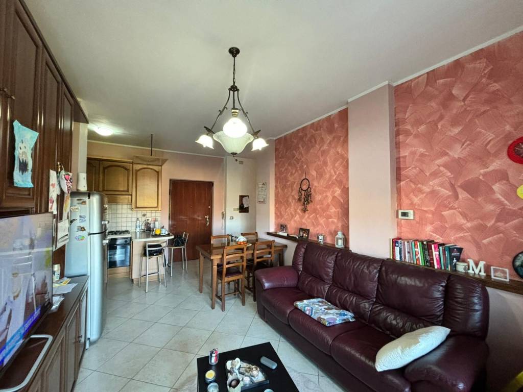 Appartamento a Canelli in Via Carlo Bussinello - Foto 2