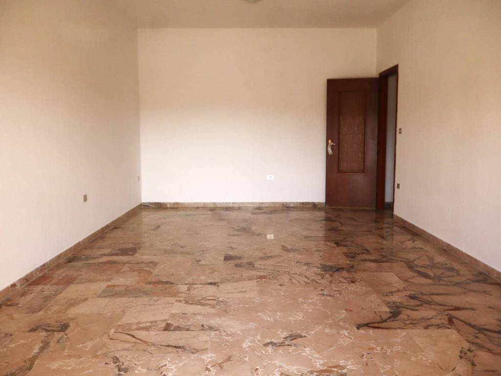 Appartamento a Pisticci in Via Pomarico, 14 - Foto 2