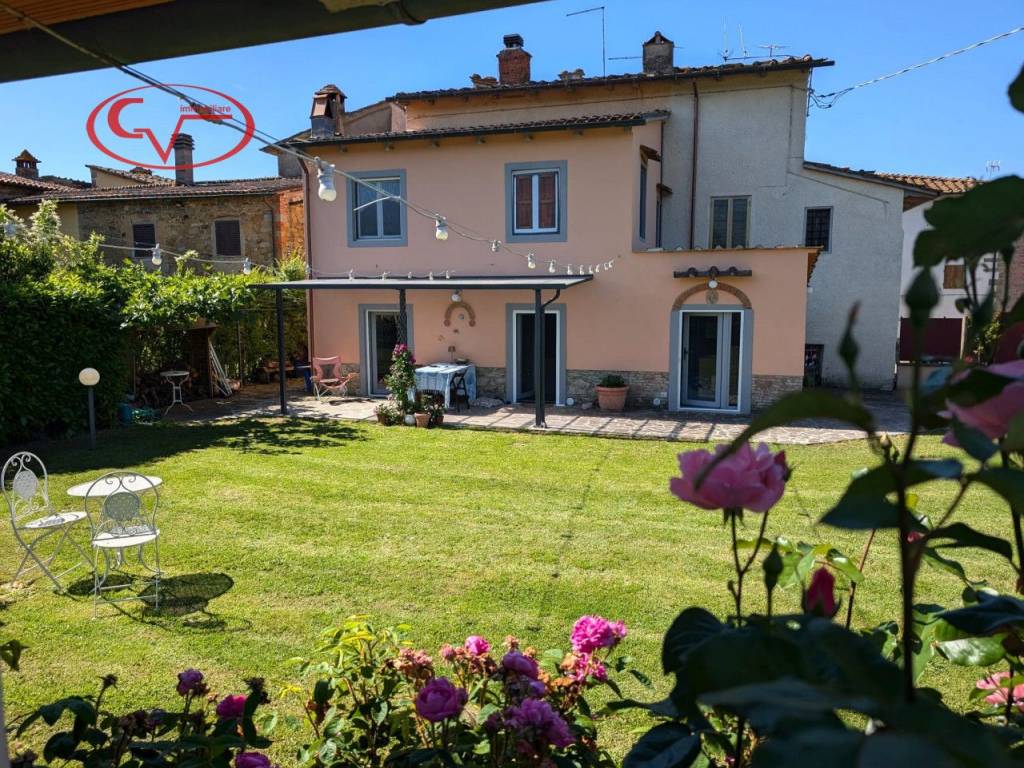 Villetta a schiera a Terranuova bracciolini in Strada Comunale della Traiana - Foto 2