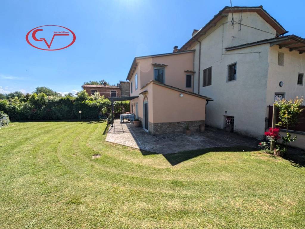 Villetta a schiera a Terranuova bracciolini in Strada Comunale della Traiana - Foto 4