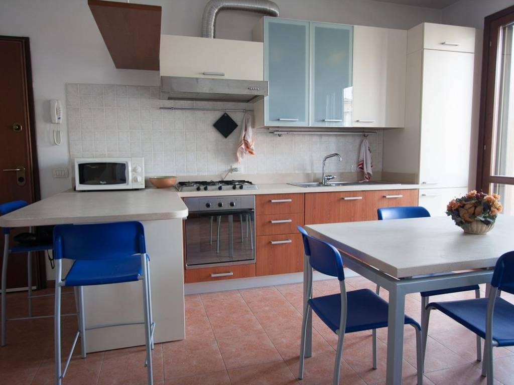 Appartamento a Mantova in Via Maria Goia - Foto 2