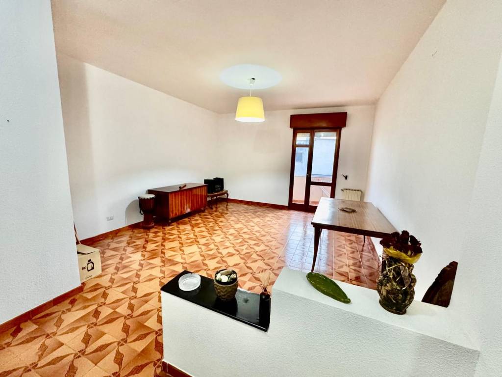 Appartamento a Parabita in Via Casa Savoia - Foto 2