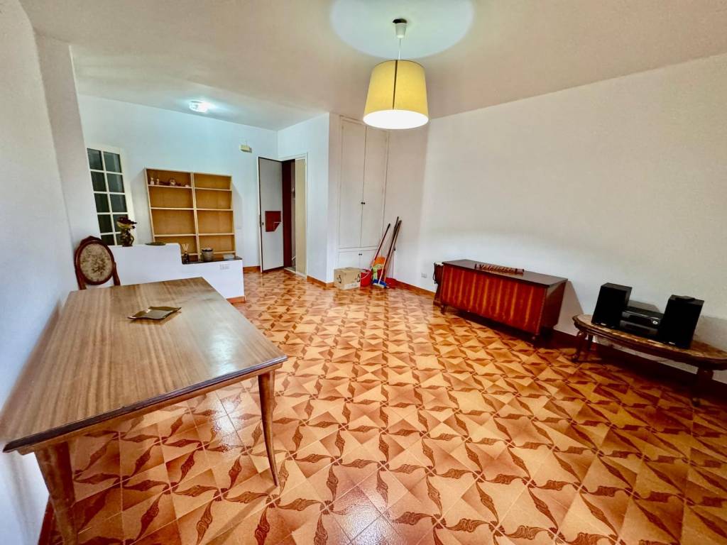 Appartamento a Parabita in Via Casa Savoia - Foto 4
