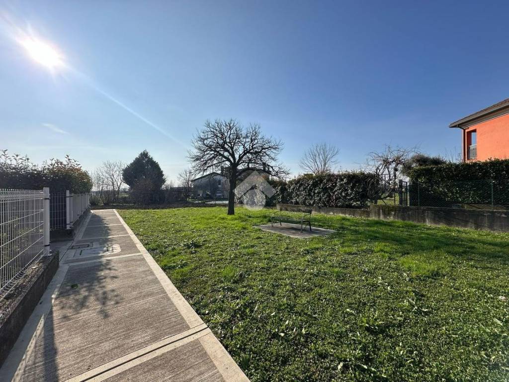 Terreno a Dueville in Via jacopo da ponte, 25 - Foto 2