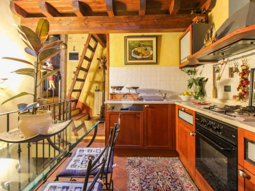 Casa indipendente a Salò in Vicolo Lucia Fiorini - Foto 5