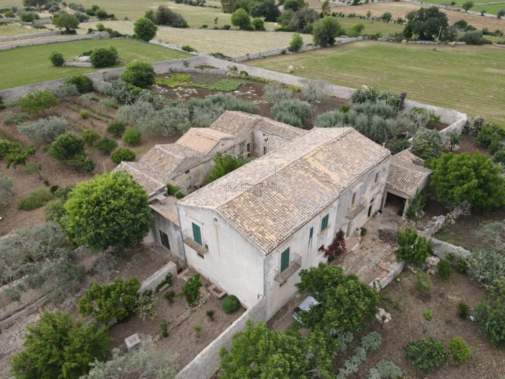 Casa indipendente a Modica in Via Comunale Difesa Palazzella - Foto 3