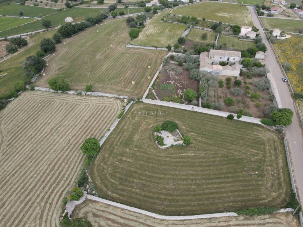 Casa indipendente a Modica in Via Comunale Difesa Palazzella - Foto 5