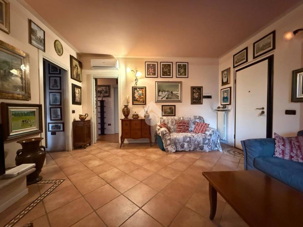 Appartamento a Portalbera in Via G. Carducci, 16 - Foto 3