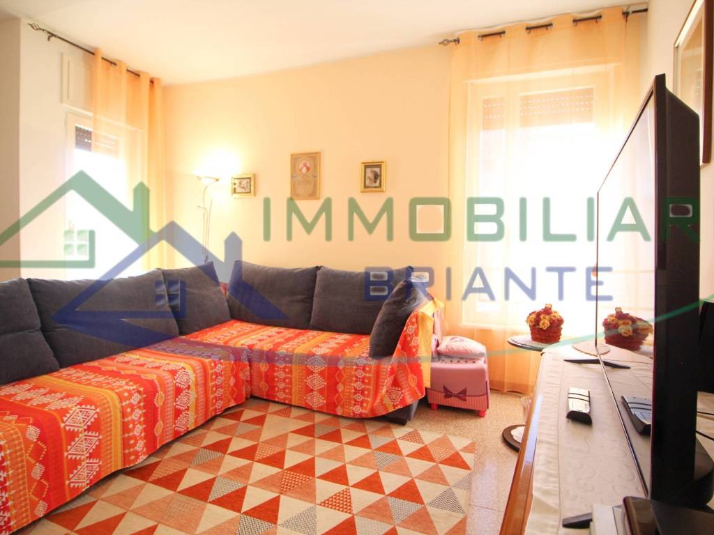 Appartamento a Gallarate in Via Fratelli Rosselli - Foto 4