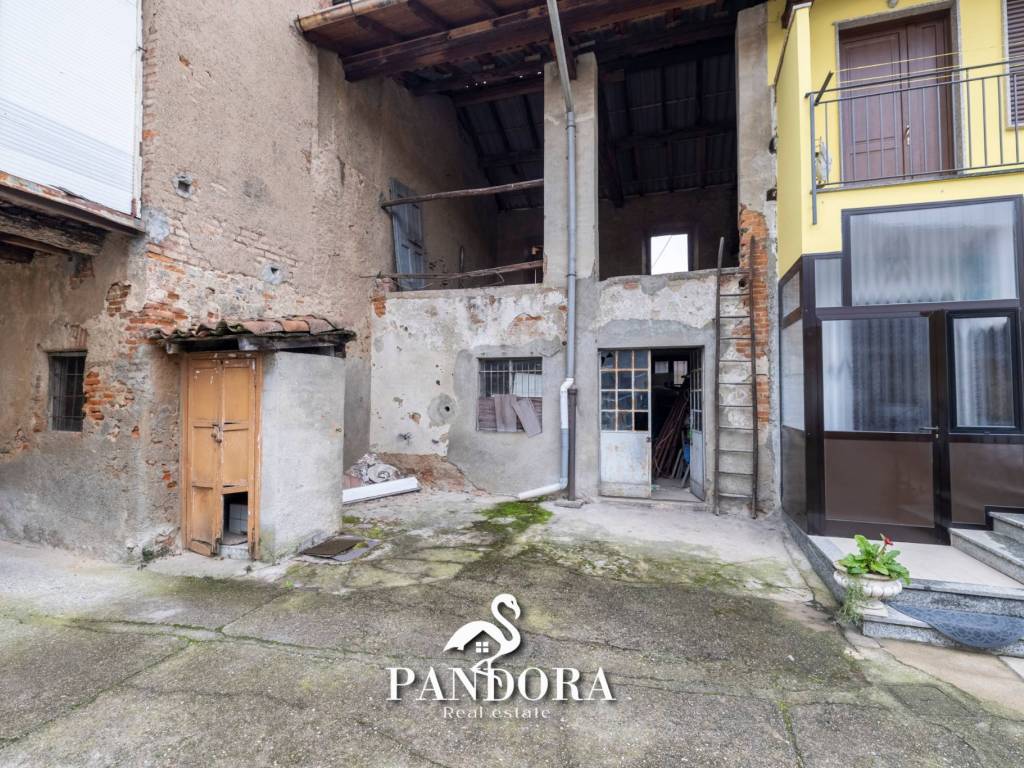 Rustico / casale a Samarate in Via Garibaldi, 21 - Foto 3