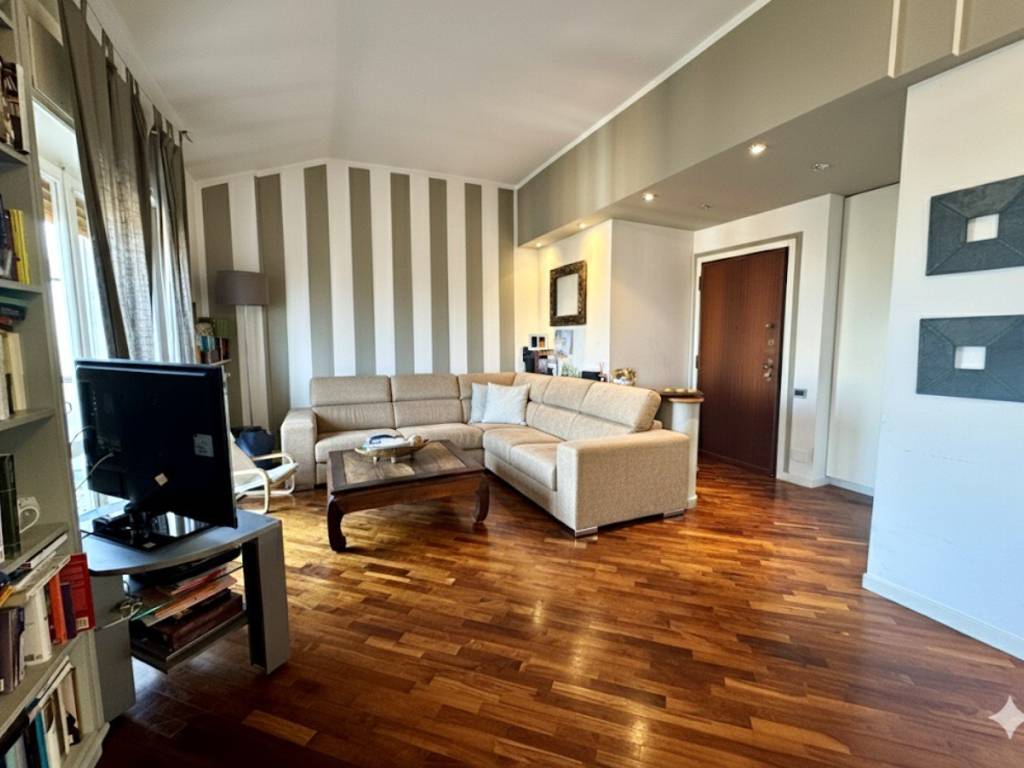 Attico / mansarda a Voghera in Corso Fratelli Rosselli, 40 - Foto 4