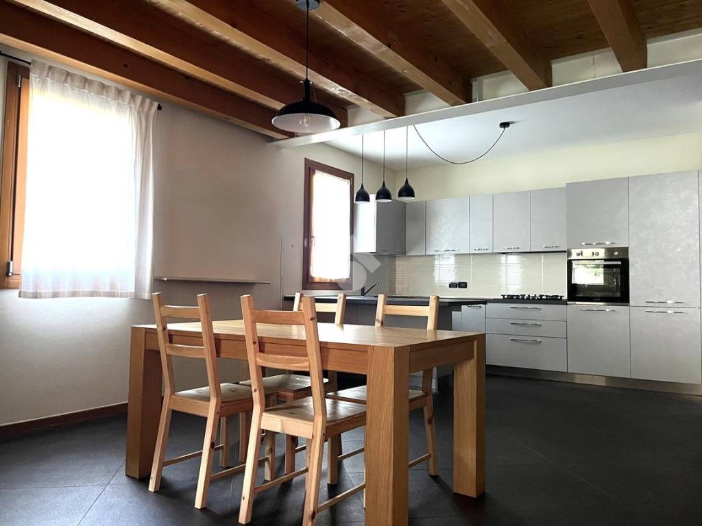 Appartamento a Valbrenta in Via Contarini, 125 - Foto 2