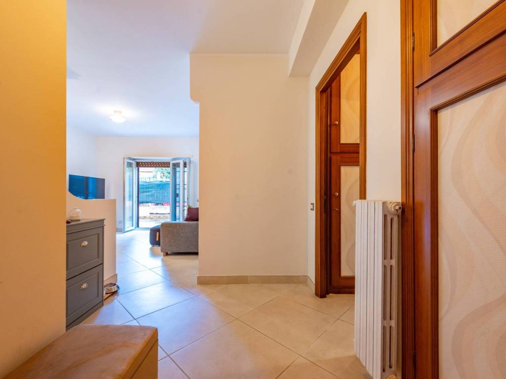 Appartamento a Grottaferrata in Via Enrico Ferri - Foto 3