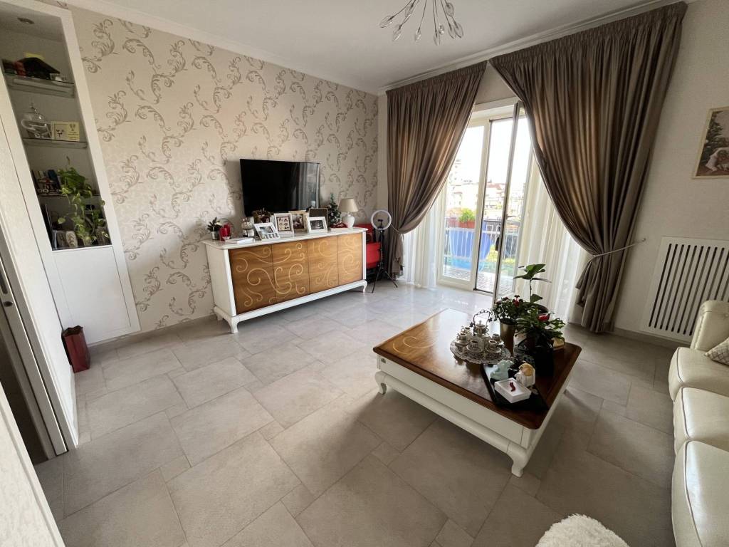 Appartamento a Casoria in Via Alessandro Manzoni - Foto 3