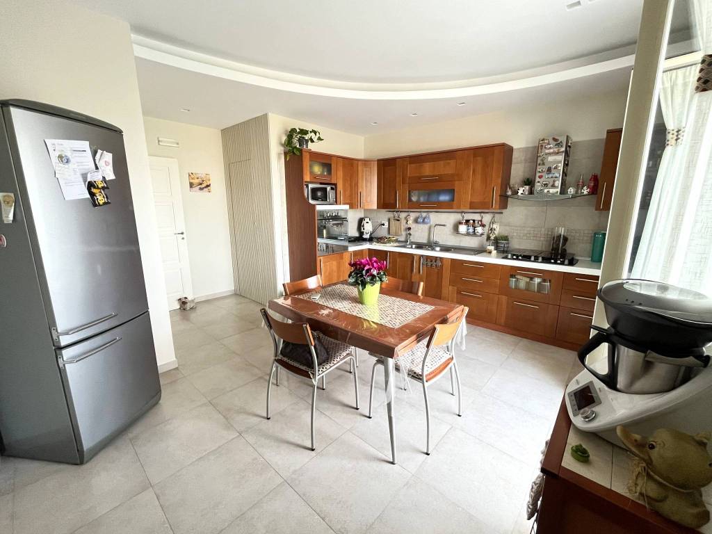 Appartamento a Casoria in Via Alessandro Manzoni - Foto 5