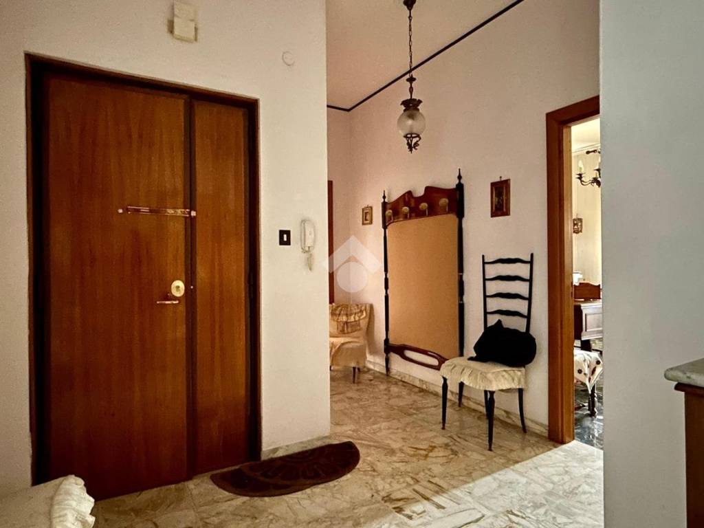 Appartamento a Cosenza in Via Gerolamo De Rada, 30 - Foto 2
