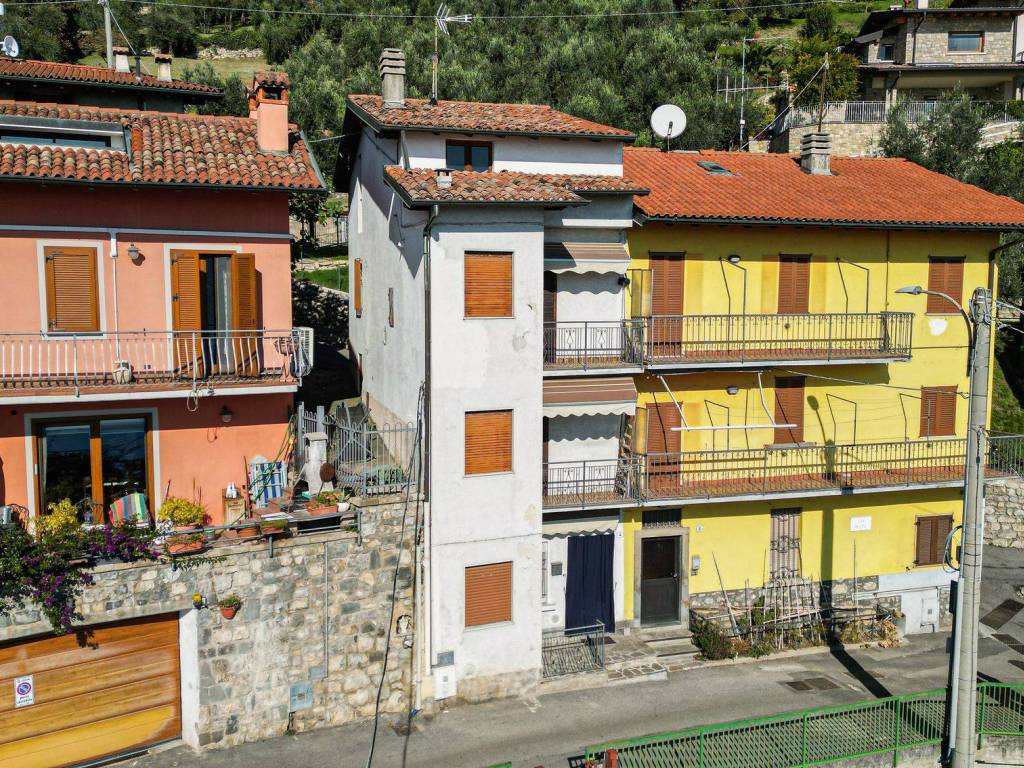 Casa indipendente a Predore in Via Prato, 4 - Foto 4