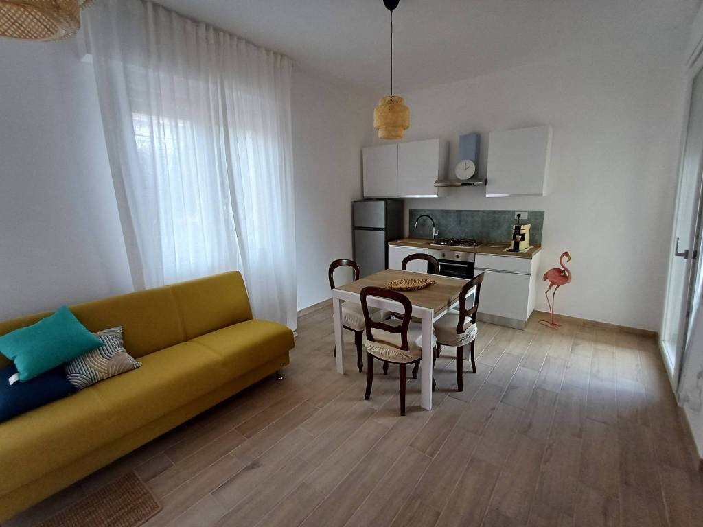 Appartamento a Capoterra in Via delle Azalee - Foto 2