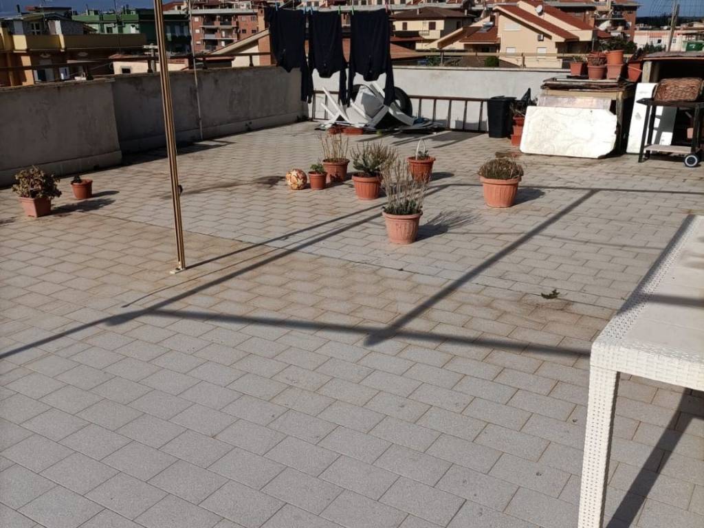 Attico / mansarda a Nettuno in Via Flumendosa, 2 - Foto 2