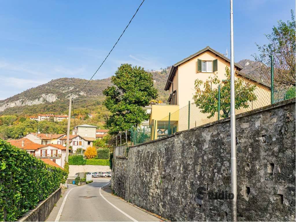 Casa indipendente a Galbiate in Via Staurenghi, 25 - Foto 2