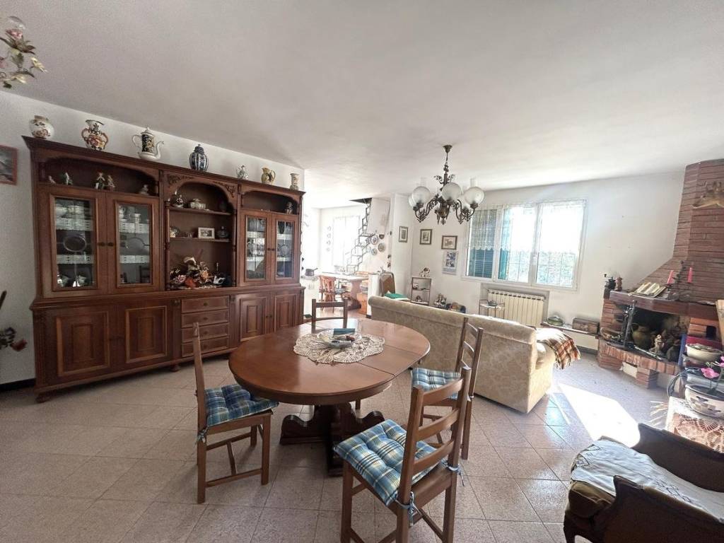 Villa a Serra riccò in Via Caffaro, 56 - Foto 4
