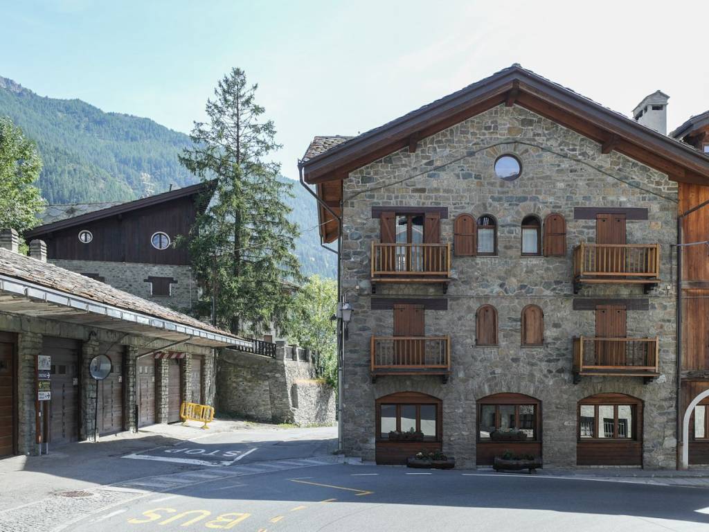 Appartamento a Valtournenche in Località Capoluogo - Foto 2