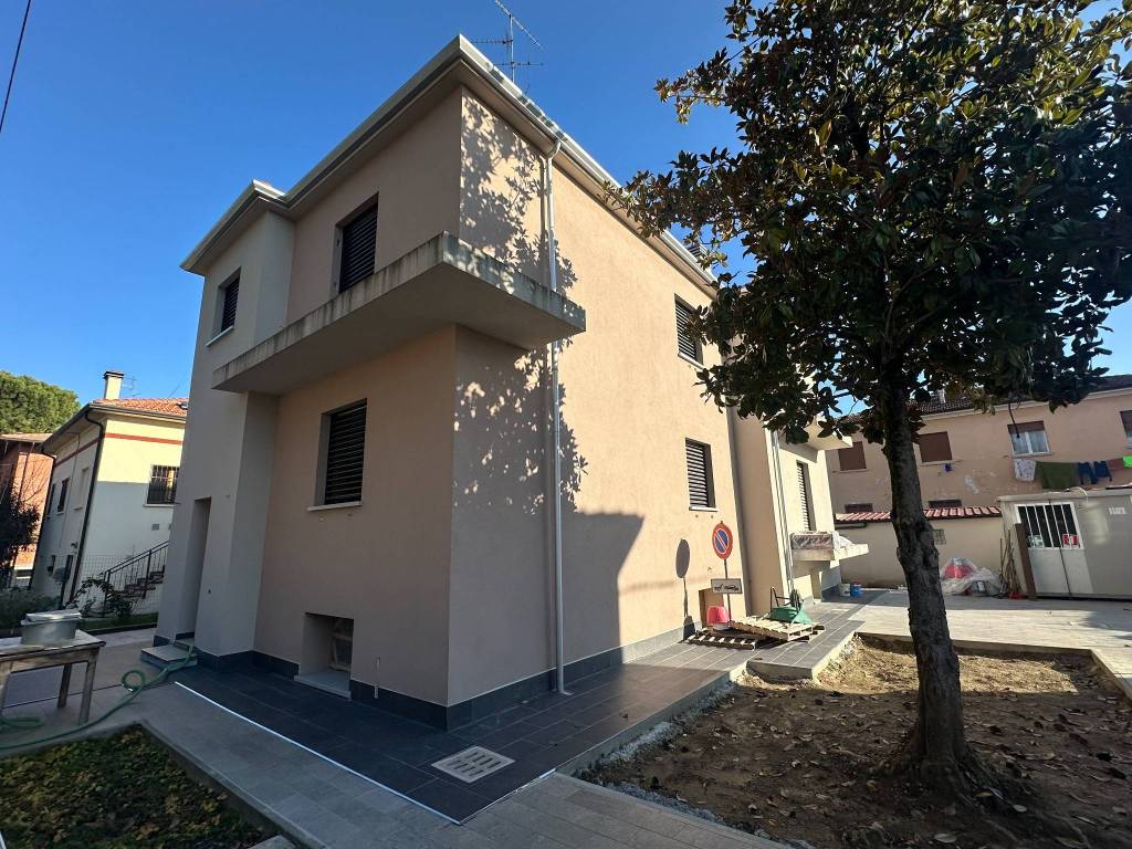 Villa a Imola in Via Paolina Liverani, 6 - Foto 3