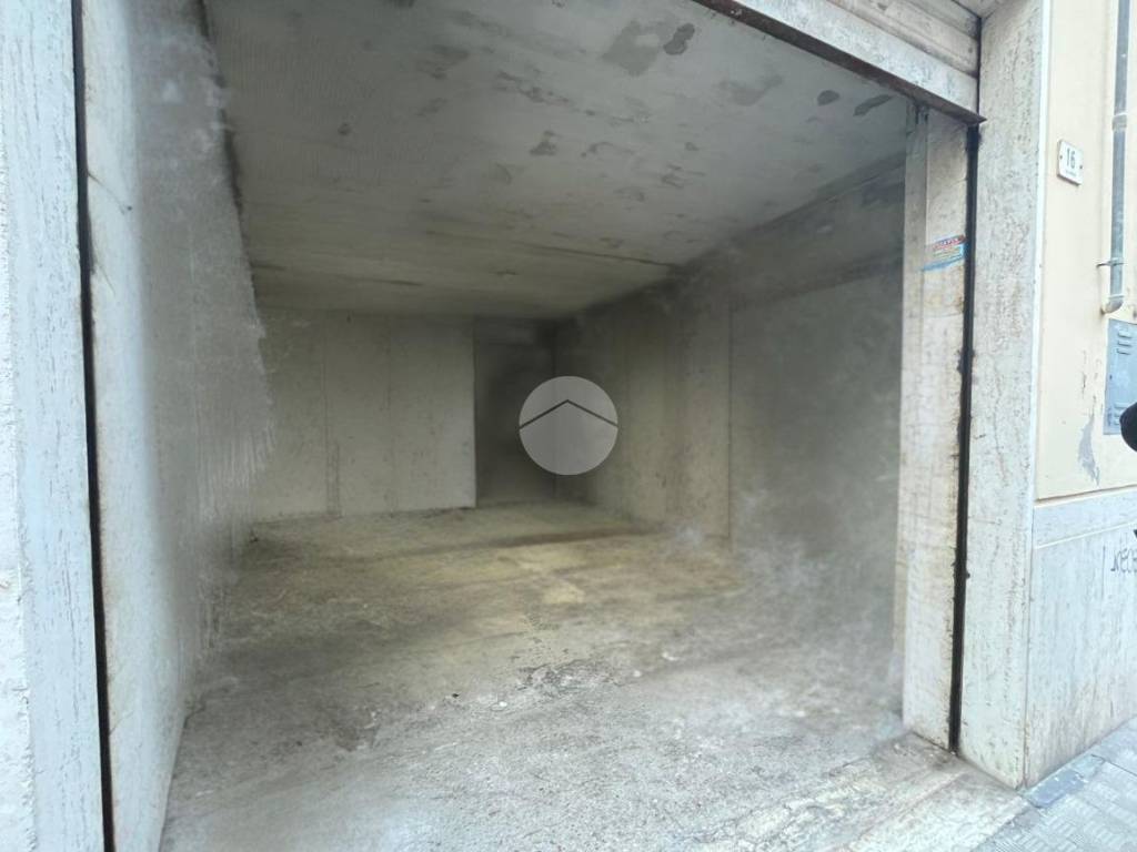 Box / garage a San benedetto del tronto in Via Friuli, 16 - Foto 2