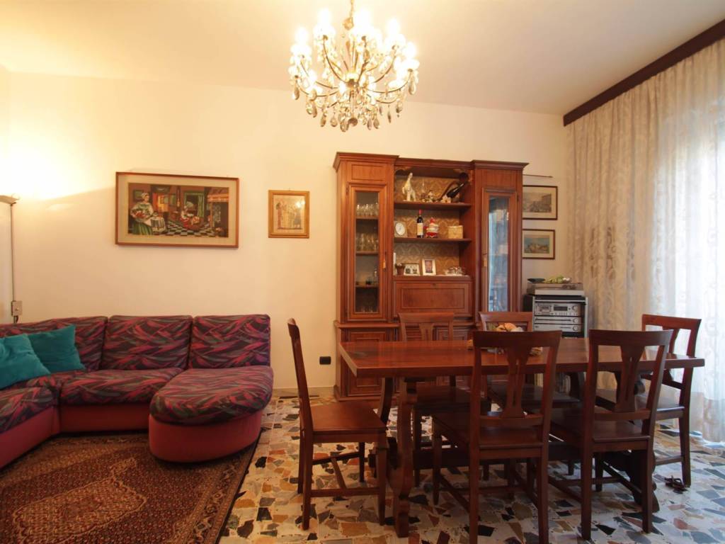Casa indipendente a Cernusco sul naviglio in Via Adua , 71 - Foto 3